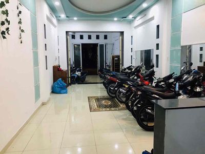 Signed by Khuông Việt, right near the Constitutional School, full comfort