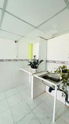 Nice little motel - aired balcony - near cvpm - huflit 1 km
