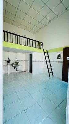 Nice little motel - aired balcony - near cvpm - huflit 1 km