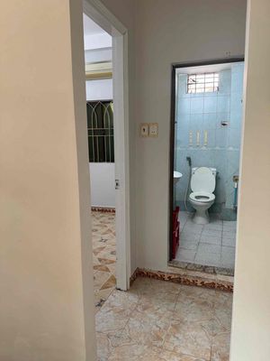 3 bedroom 4 x9 Bành Văn Trân. Car alley