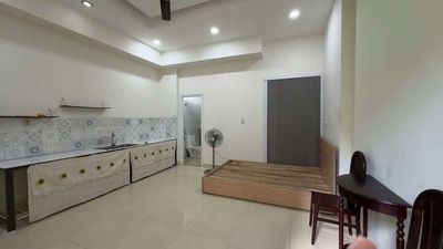 Rent the original alley block of Tân Quy.