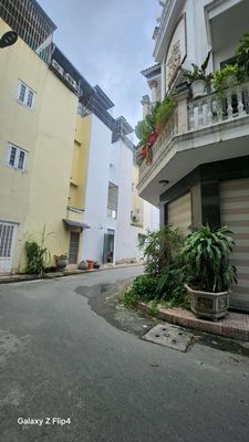 Rent the whole house 62 M2, 4 stories, corner block, house sleeper, lam.