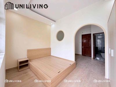 Tell Zhang that he has a public bedroom 40 meters near MetroBason, the Mestique, District 1.