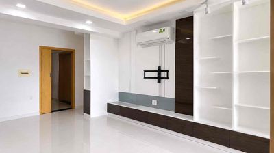 Rent the apartment two bedrooms. Tecco Central Home near the market Mrs. C understand
