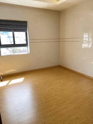 Rent the apartment two bedrooms. Tecco Central Home near the market Mrs. C understand