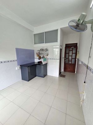 Rent room to the Pantage Room and the Ping Zhao Bridge.