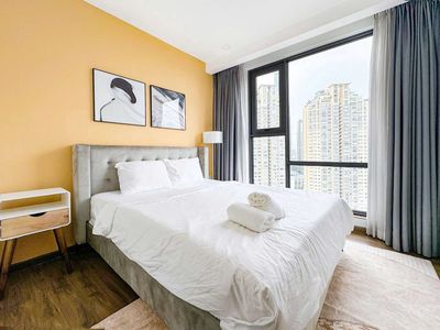 Rent apartment 2 large-bolt interior at opal tower - sagon pearl
