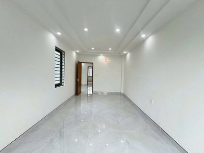 Lakeview City Street 6 x 20, basic completion, 30 million a month.