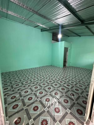 rents 24 m2 hotels near c/c 6 B Phạm Hùng