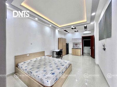 Studio balcony 40 meters in front of Trần Quang Khải Tân Định district 1 elevator