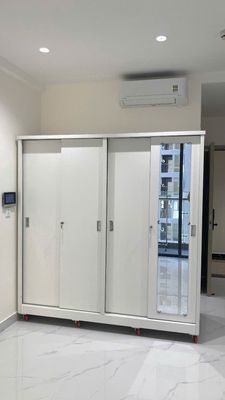 Renting the new studio Full interior, right in D-Aqua District 8