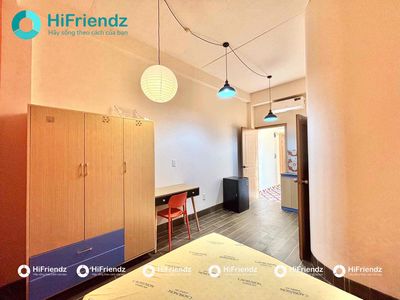 - Nice apartment right there at the writer's ceremony. - Nguyễn Trọng Tuyển.