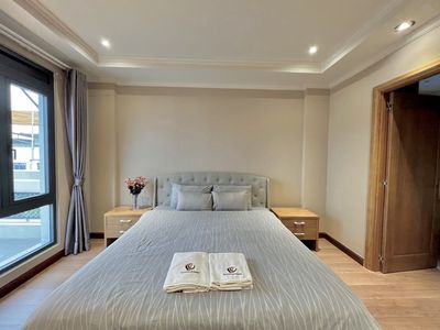 - A top apartment right over merro Thảo Điền - a fancy wooden furniture handover