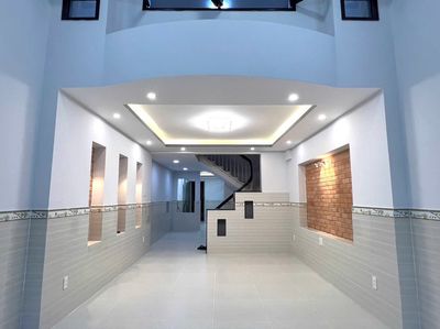 Renting a five-story house in front of Tạ Quang Bửu-Nelstein 5, District 8