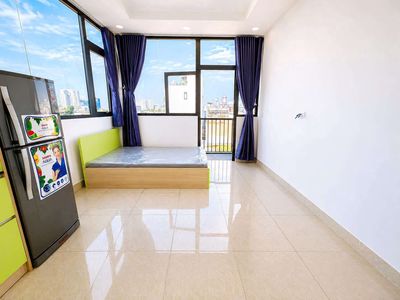 Rent the apartment 40 meters, balcony, garage, elevator near University.