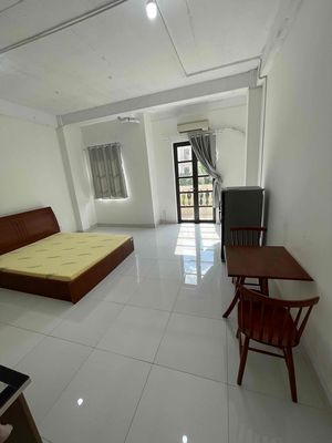Your 40 m2 service apartment is a full city interior.