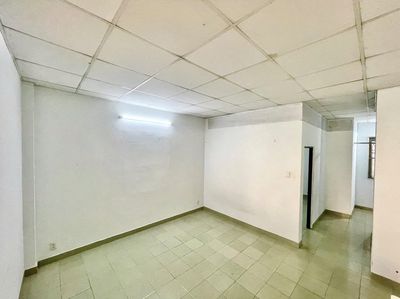 renting the original house of 79/204 Trần Xuân Soạn, P. Tân Hưng