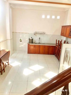 Renting two-story bedroom three. Three toilets for 14 million.