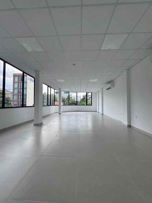 Rent a two-sided building - 40 Tạ Hiện, District 2.