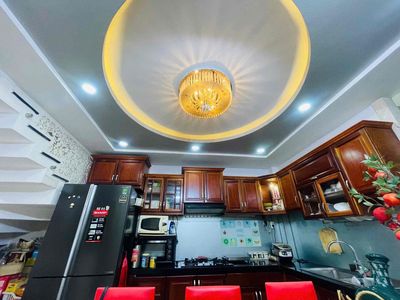 R. Phan Văn Trị-710 (4 x 16) suspended, 3 floors, 5 bedrooms, 5 toilets