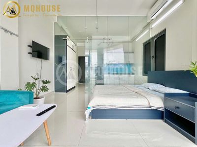 Renting - a large, flat, four-thirty bedroom, Bình Thạnh