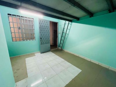 The motel has an A3, p. Long Phước Tp. Thủ Đức, near kcnc District 9