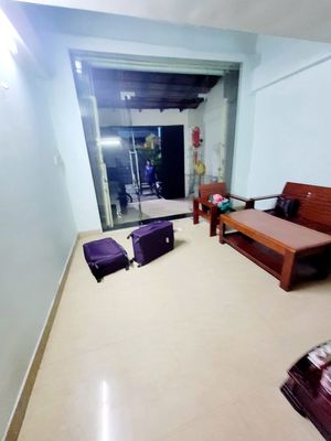 Lạc Long Quân alleyhouse cxpb 4 x10, 3 stories, 3 bedrooms 3 comfortable enough