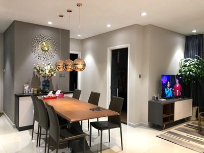 Three bedrooms full 13.5 million, two beautiful bedrooms.