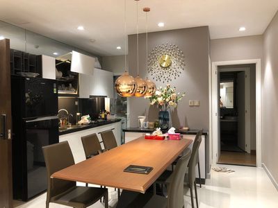 Three bedrooms full 13.5 million, two beautiful bedrooms.