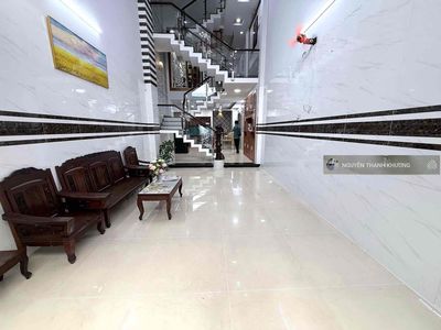 The Street Street Streets 1/ Nguyễn Văn Dung 4 x 20 meters 1.1.4 floor 3 floor st 5 bedroom Full interior 18 million