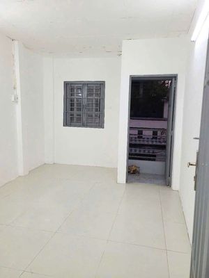 House 1 :1 .1 .2 second floor bedroom .5 x16 meters Front of Lê Văn Lương Zq0 Lê Văn Lương