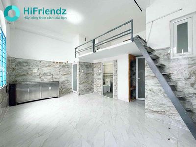 The 30-foot-and-a-half balcony suite is 4.4 people near the University of Hutech, gtvt