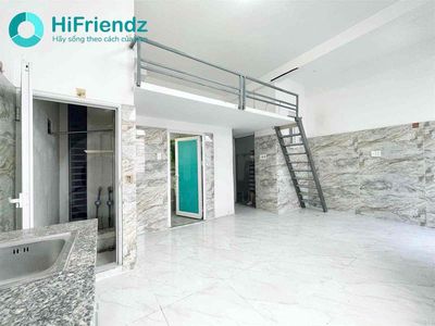 The 30-foot-and-a-half balcony suite is 4.4 people near the University of Hutech, gtvt