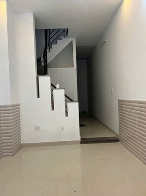 Rent the original house - the alley - only 6 million a month.