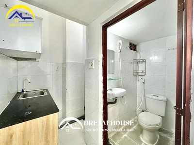rented a boarding room near the university of charity near the low seven