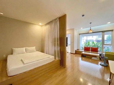 For renting a Vĩnh Khánh house 418 p - 6.6 x20 m 6 li is worth 135 million a month
