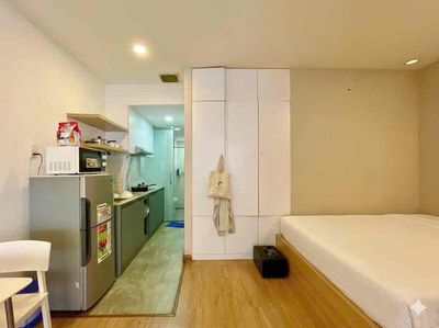 For renting a Vĩnh Khánh house 418 p - 6.6 x20 m 6 li is worth 135 million a month