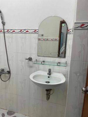 Rent clean room enough comfortable near University ntt
