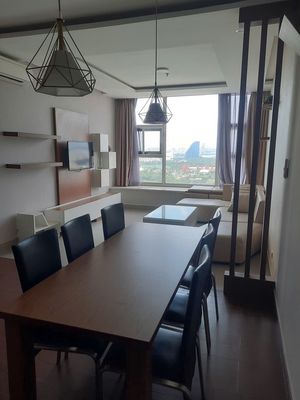 lcasa rents twice as much as a two-foot bedroom. 105-foot-full interior room only 16 million.
