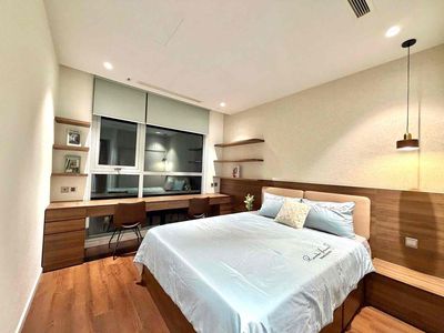 Rent two bedrooms full of Hallelujahs Bason interiors