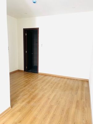 Rent the Western Capital apartment. Two bedrooms. Watch the cool-ass swimming pool.