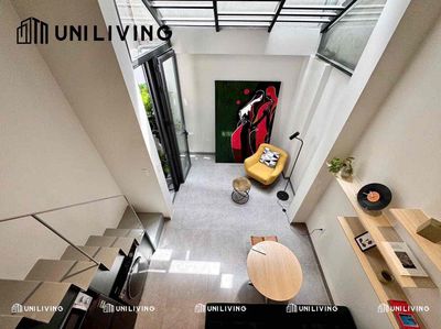 The great apartment bandol right here in Third District, full interior.