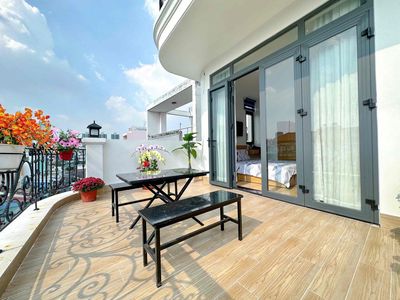 Rent the Great Duke's House near Marrey Mart District 7