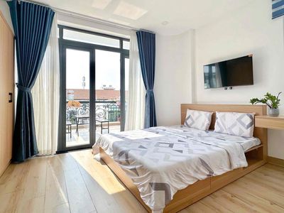 Rent the Great Duke's House near Marrey Mart District 7