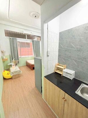The Phú Nhuận service apartment employs 26 million words 3 million lis 345 million