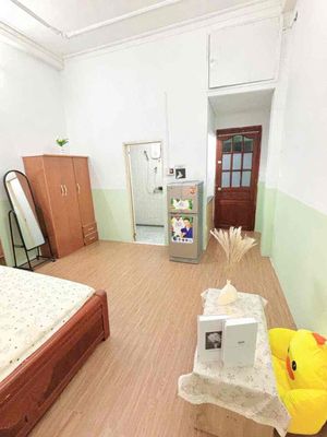 The Phú Nhuận service apartment employs 26 million words 3 million lis 345 million