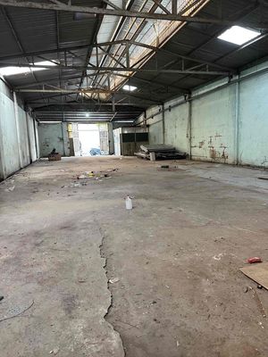 We'll have to rent the 7-metre warehouse. We'll have 3 f.