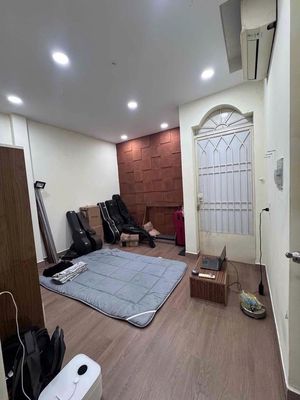 2x - 101 Lê Văn Duyệt, Q.Zz1 - 4 stories, 2 bedroom 3/ 3 toilets