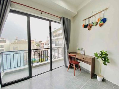 Park college -- balconies -- full furniture - private washing machine