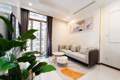 It's the owner who rents fast to a sunrise 7-price apartment.